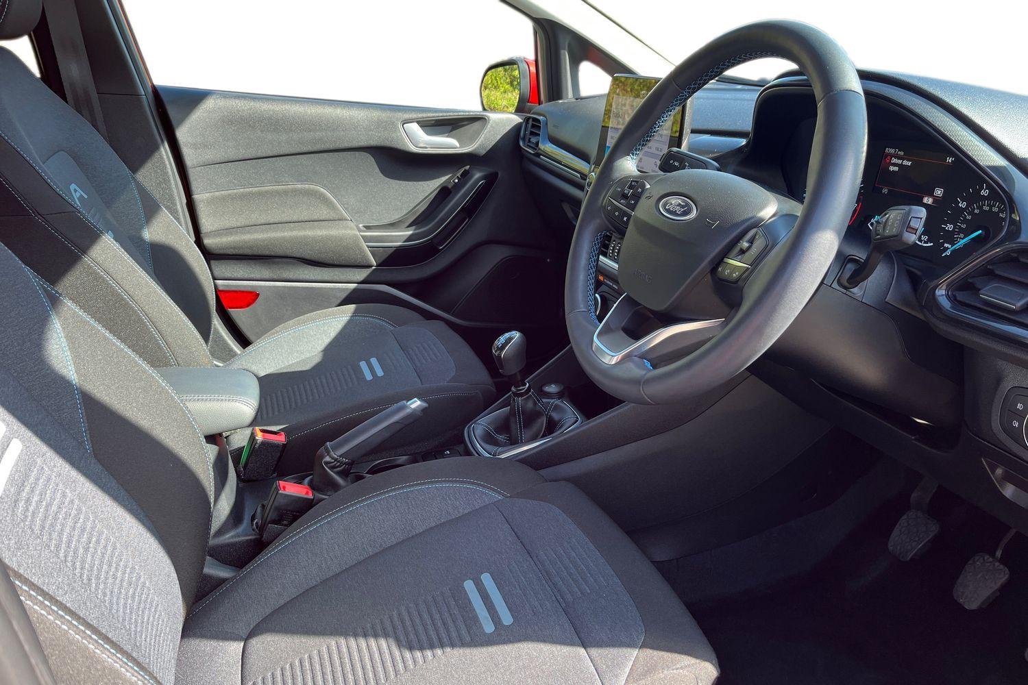 Ford Fiesta Photo 8