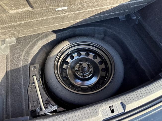 VOLKSWAGEN Golf Photo 25