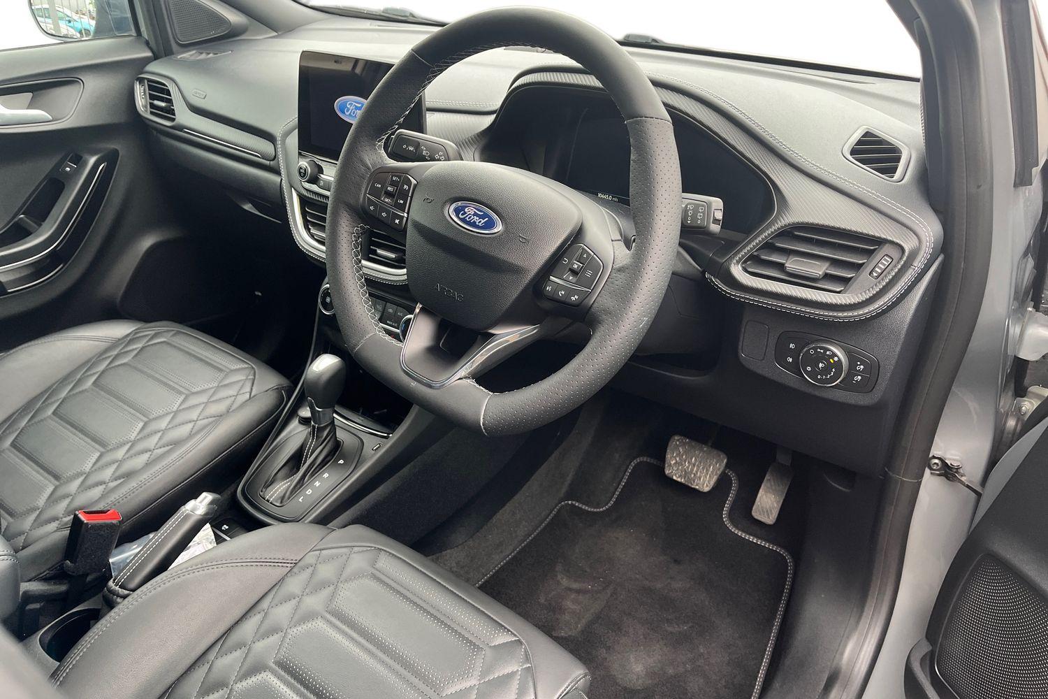 Ford PUMA Photo 8