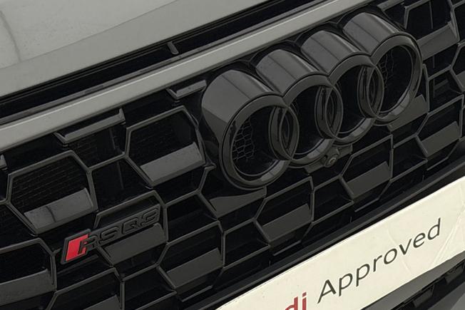 AUDI RS Q3 Photo 20