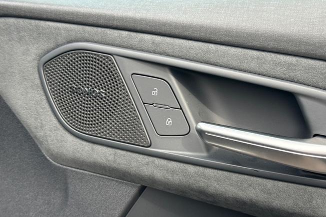 Audi Q3 Photo 34