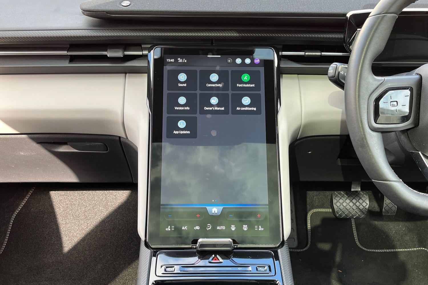 Ford Explorer Photo 34