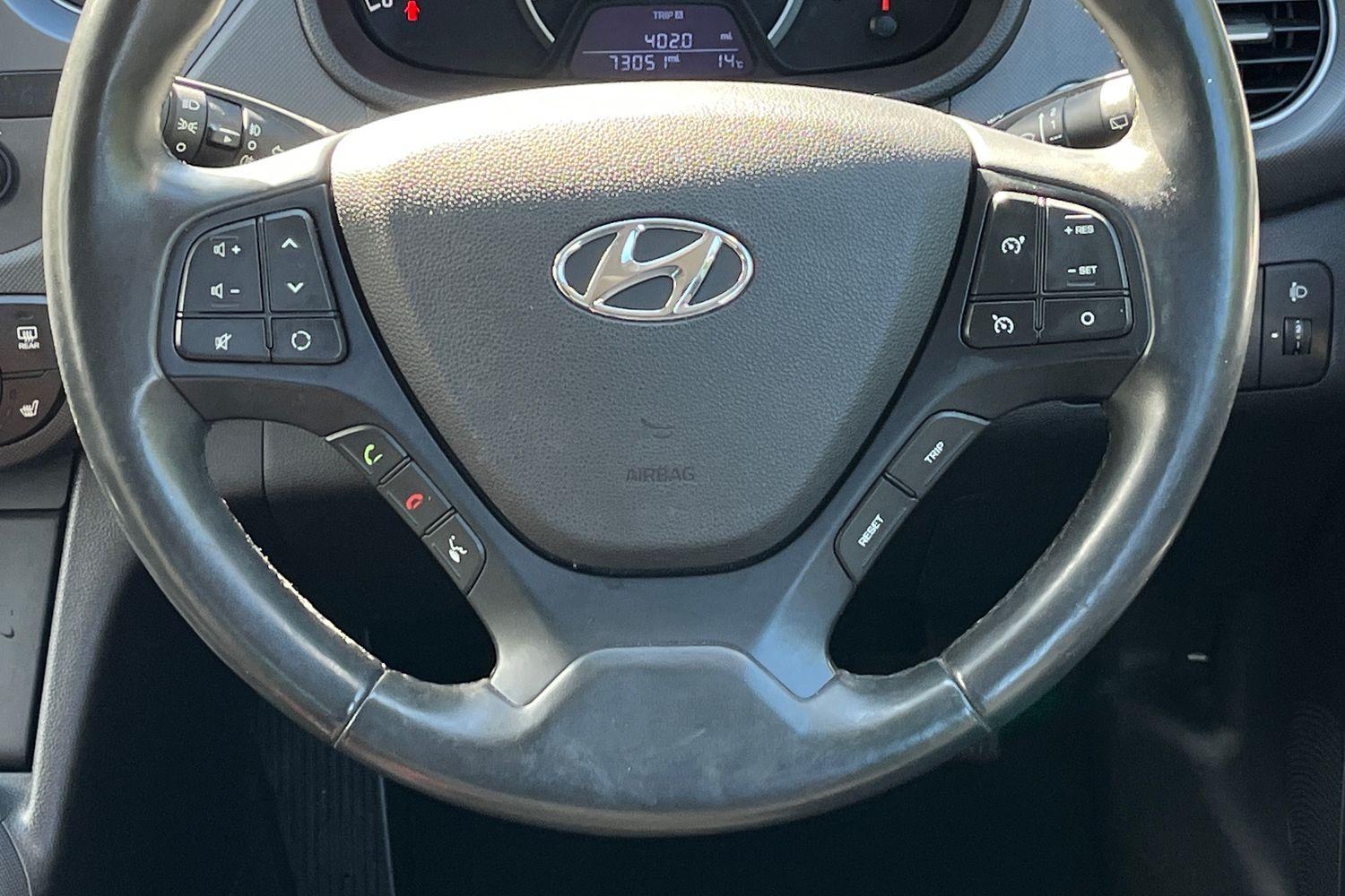 Hyundai i10 Photo 11