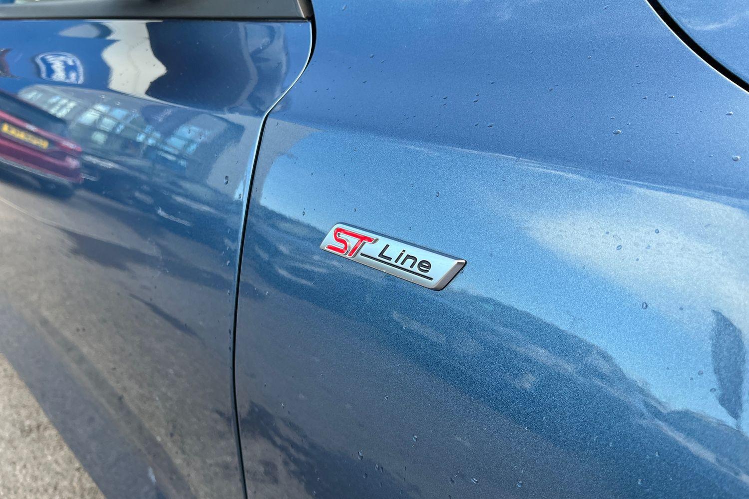 Ford FOCUS Photo 38
