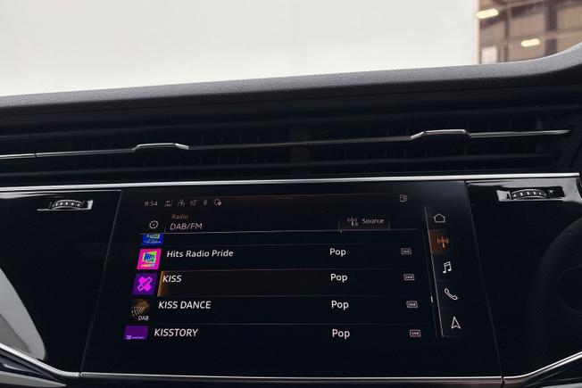 Audi Q7 Photo 13