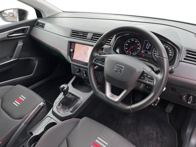SEAT Ibiza Photo 6