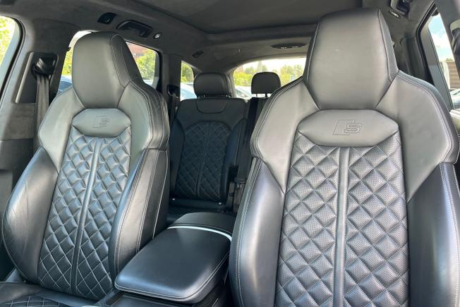 Audi Q7 Photo 21
