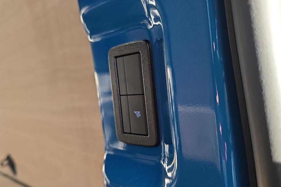 Used Ford TRANSIT CUSTOM WP75OOC 28