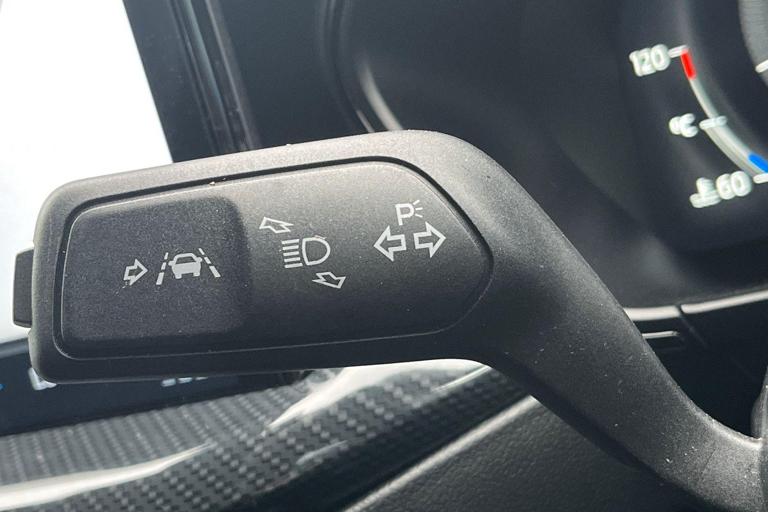 Ford FOCUS Photo 13