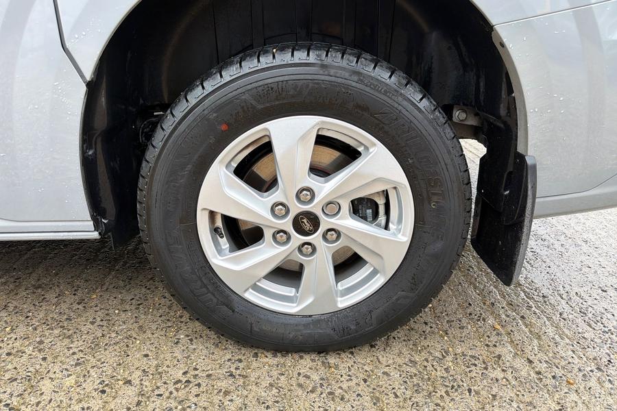 Ford E-TRANSIT CUSTOM Photo autoimg-bc3dbbdb5b7ff3caf59095cecb9971e4fe5903e2.jpg