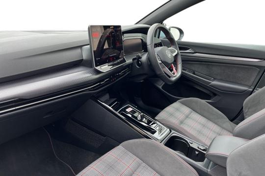Volkswagen Golf Photo autoimg-bc3f54a0f2b0a7a0ab59212c3cbede2b7fa85722.jpg