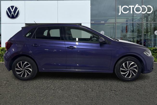 VOLKSWAGEN Polo Photo 4