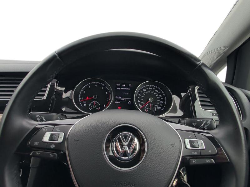 Used Volkswagen Golf NY19PXJ 13
