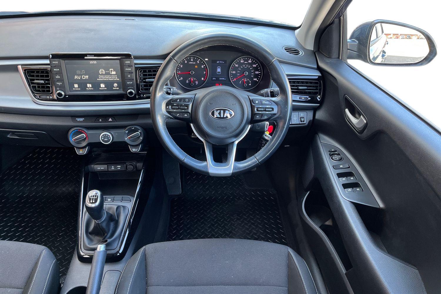 Kia Rio Photo 10