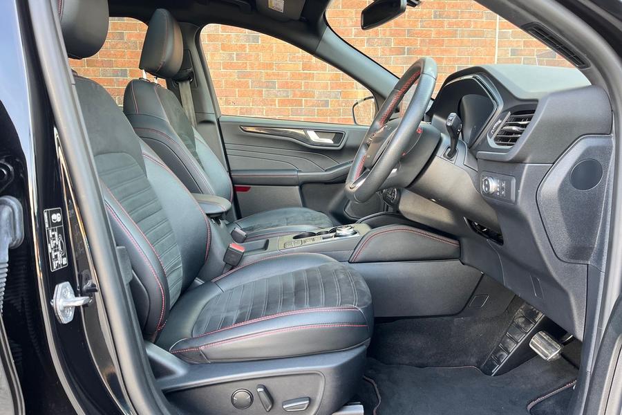 Ford Kuga Photo autoimg-bc41b564ee932e88d89074032c9eba652d8083cf.jpg