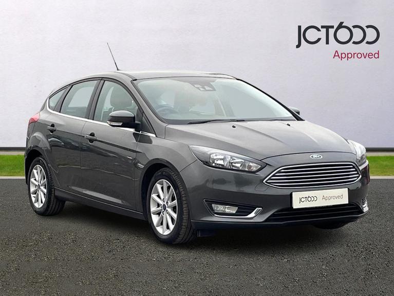 Used 2017 FORD Focus 1.5T EcoBoost Titanium Hatchback 5dr Petrol Auto Euro 6 (s/s) (150 ps) Grey at JCT600