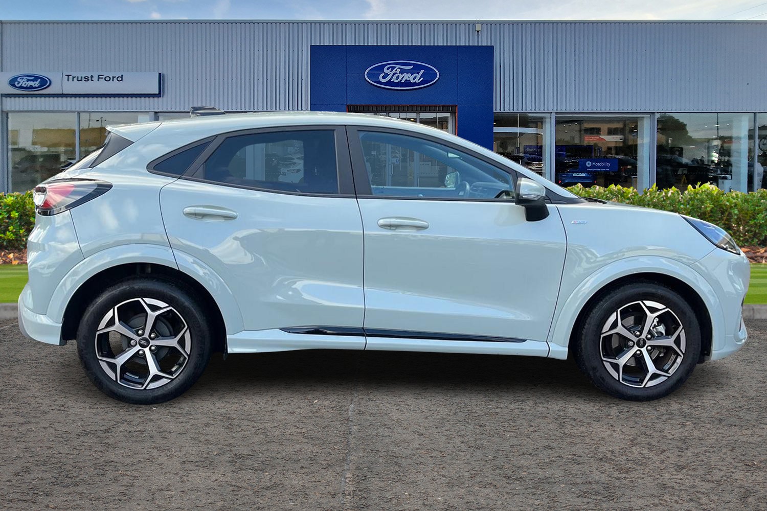 Ford PUMA Photo 2
