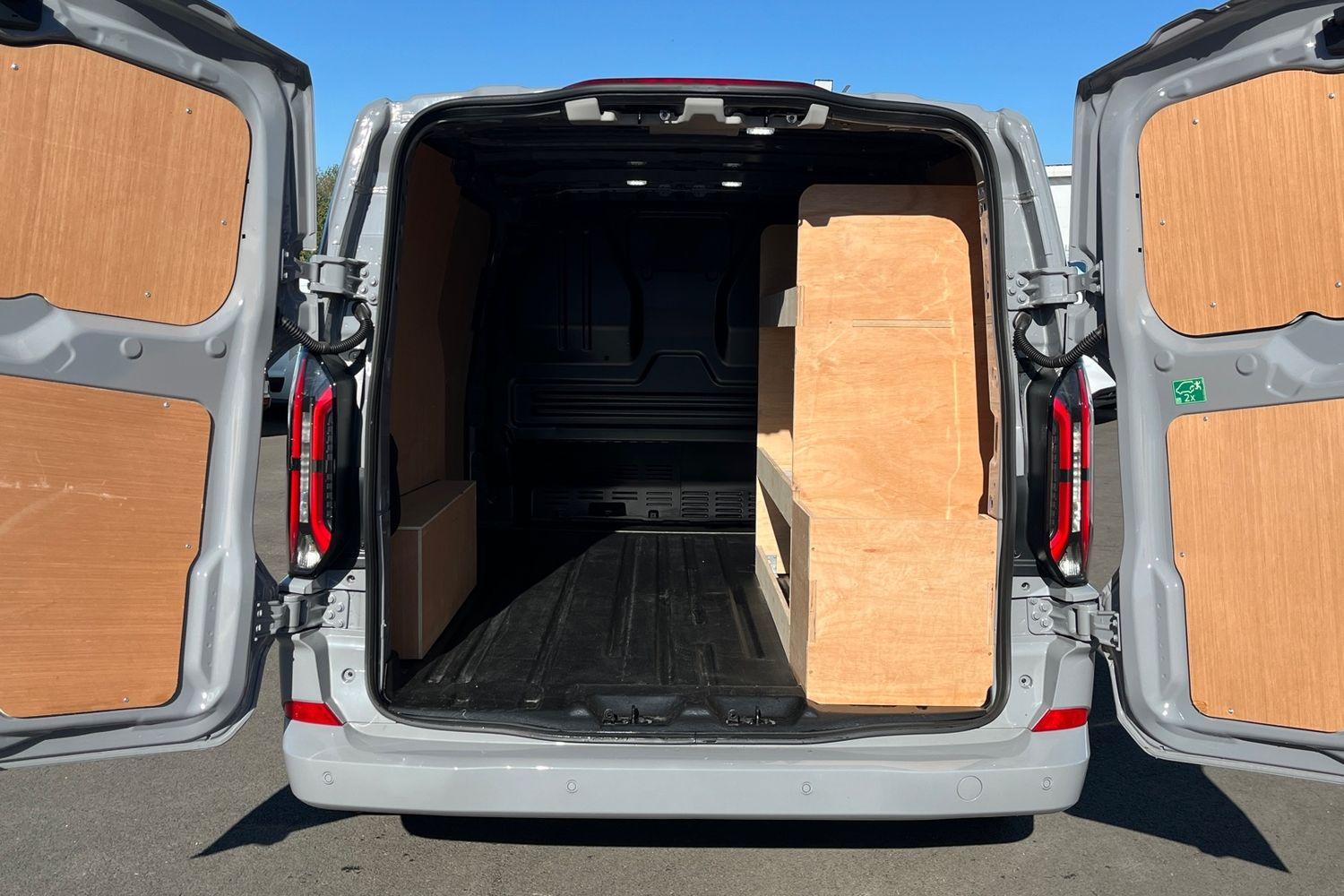 Ford TRANSIT E-CUSTOM Photo 6
