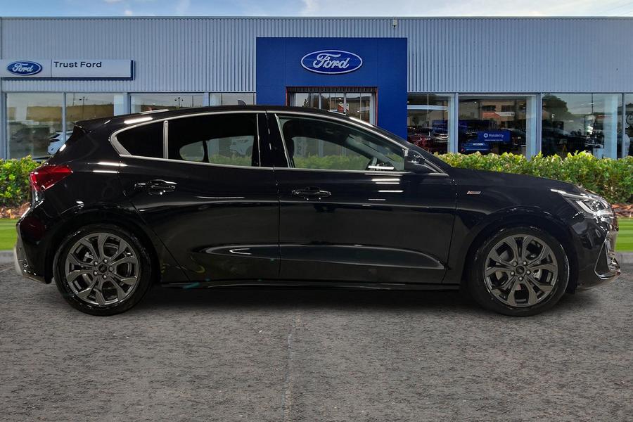 Ford Focus Photo autoimg-bc503fefca59f78b1222c468bcf35fe07d3c30cc.jpg
