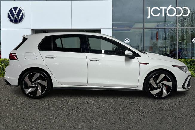 VOLKSWAGEN Golf Photo 4