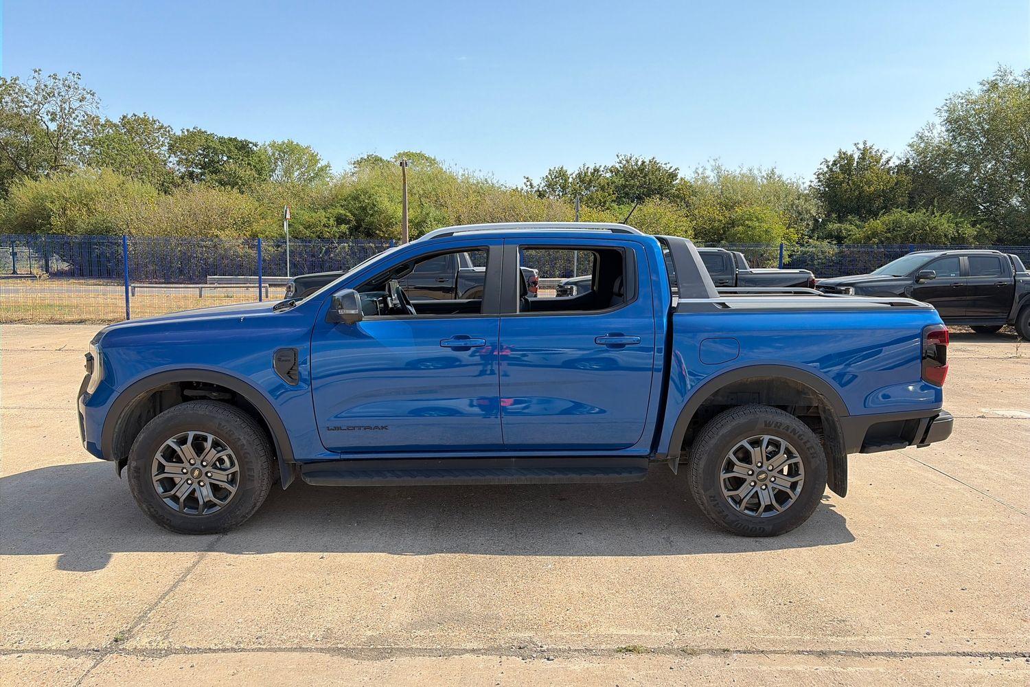 Ford RANGER Photo 22