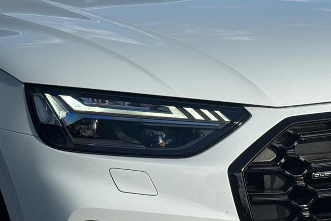 AUDI Q5 Photo 19