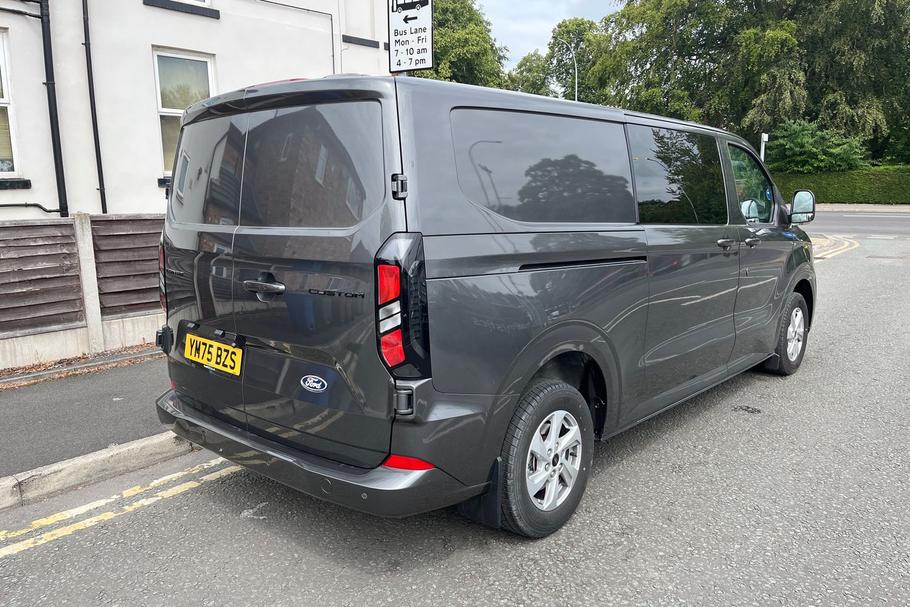 Used Ford TRANSIT CUSTOM YM75BZS 32