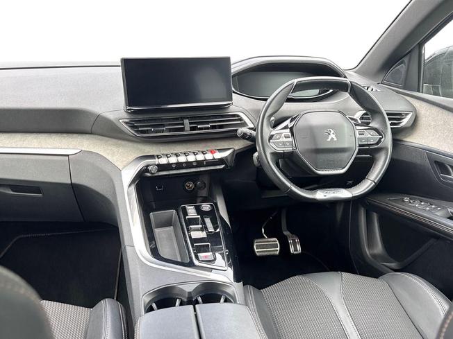 PEUGEOT 5008 Photo 11