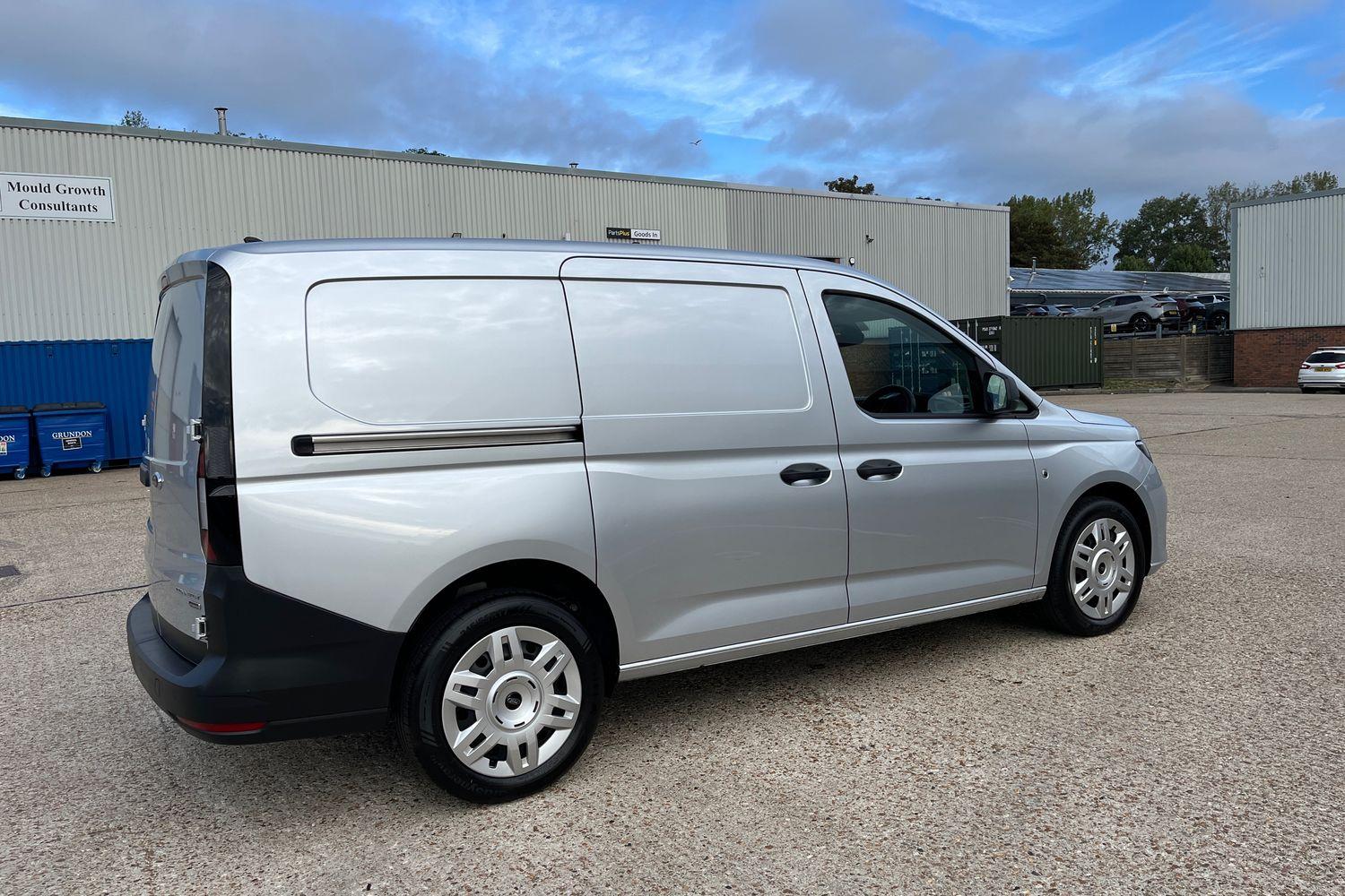 Ford TRANSIT CONNECT Photo 6