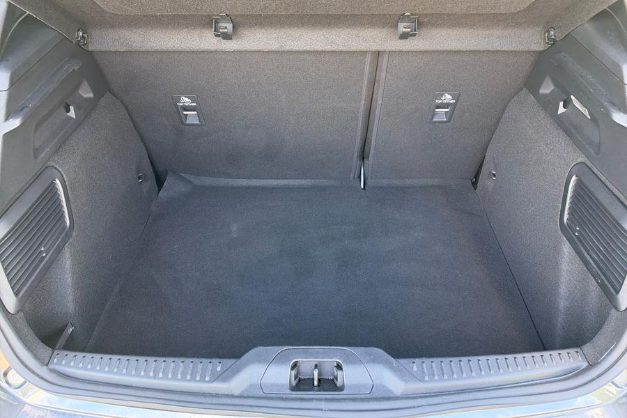 Ford FOCUS Photo autoimg-bc631defbb6bd39517659238813d9925af2001ab.jpg