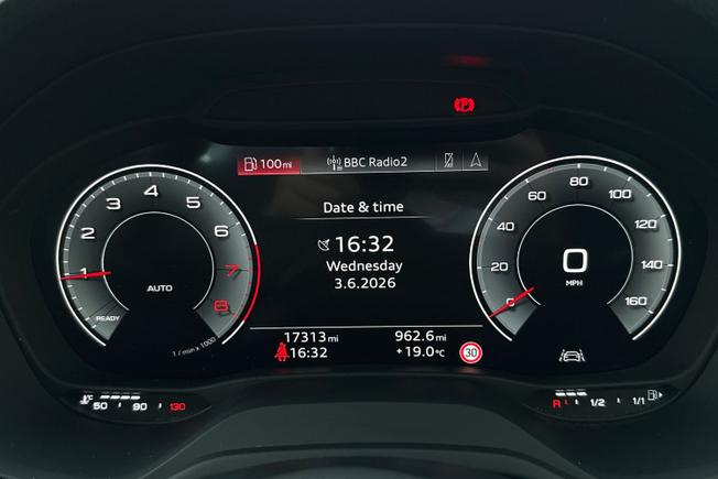 AUDI Q2 Photo 15