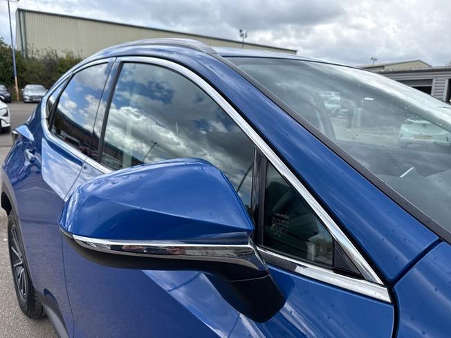 LEXUS Nx Photo 20