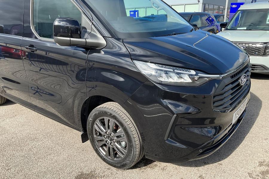 Ford TRANSIT CUSTOM Photo autoimg-bc67f4840d091dcfdc6fe4d8be4d3b62b00bea94.jpg