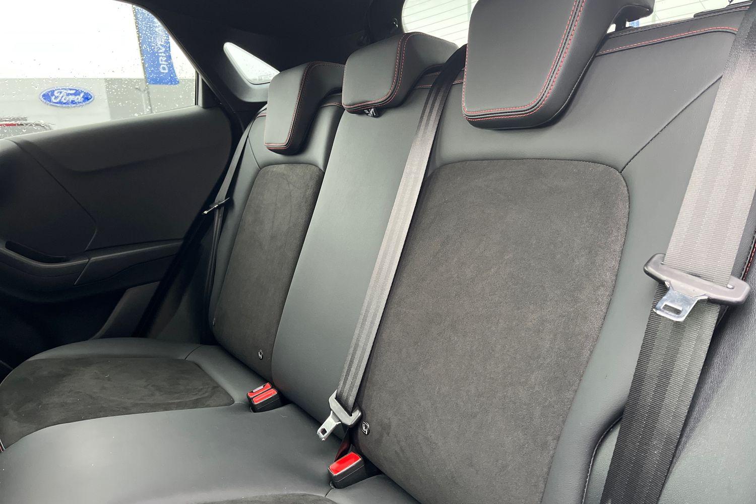 Ford PUMA Photo 19