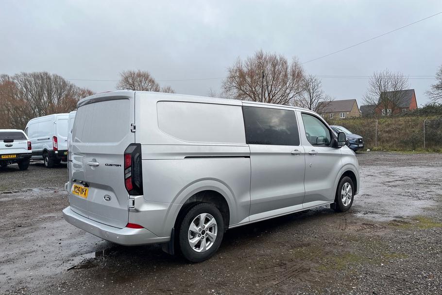 Used Ford TRANSIT CUSTOM WO25UPX 18