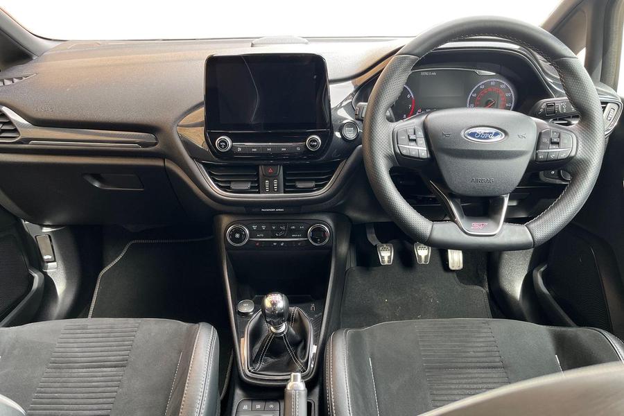 Ford FIESTA Photo autoimg-bc6da518dc1ba9848df750e00834ce69714244de.jpg