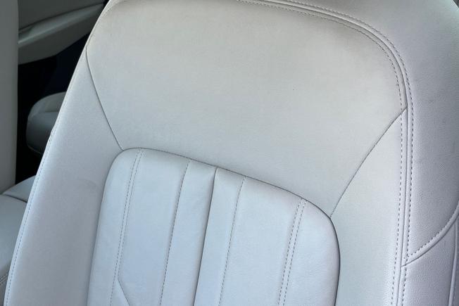 AUDI e-tron Photo 35