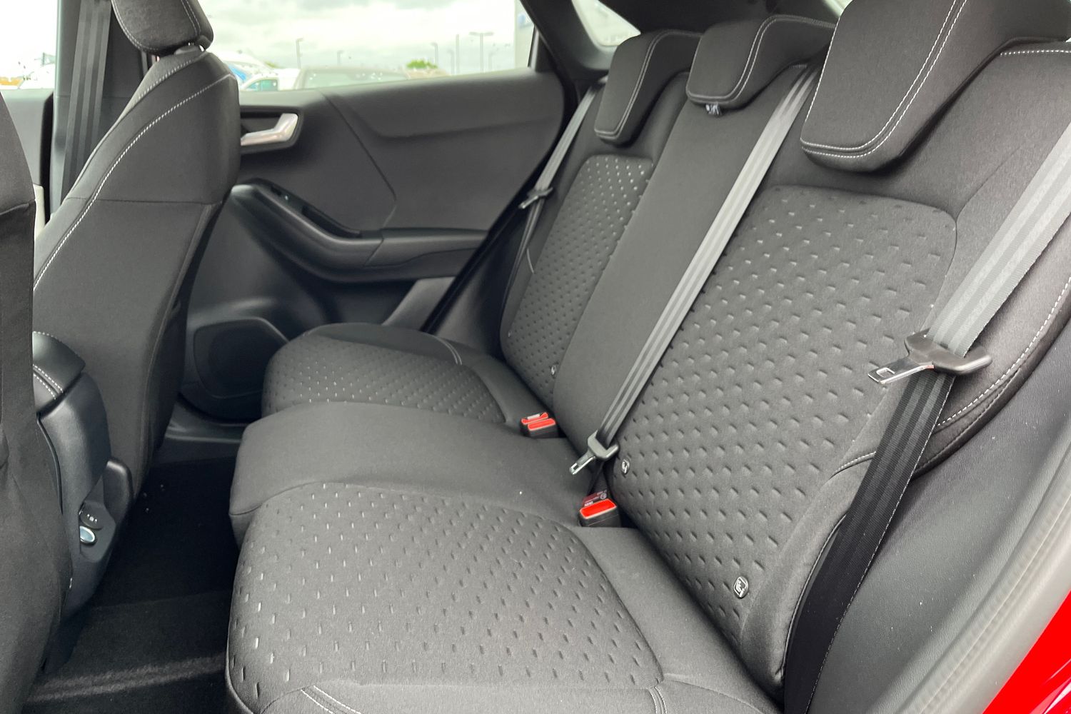 Ford PUMA Photo 19
