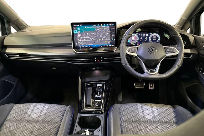 VOLKSWAGEN Golf Photo 10