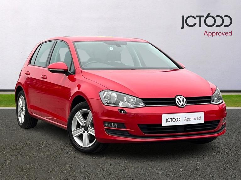 Used 2016 VOLKSWAGEN Golf 1.4 TSI BlueMotion Tech Match Edition Hatchback 5dr Petrol DSG Euro 6 (s/s) (125 ps) Red at JCT600