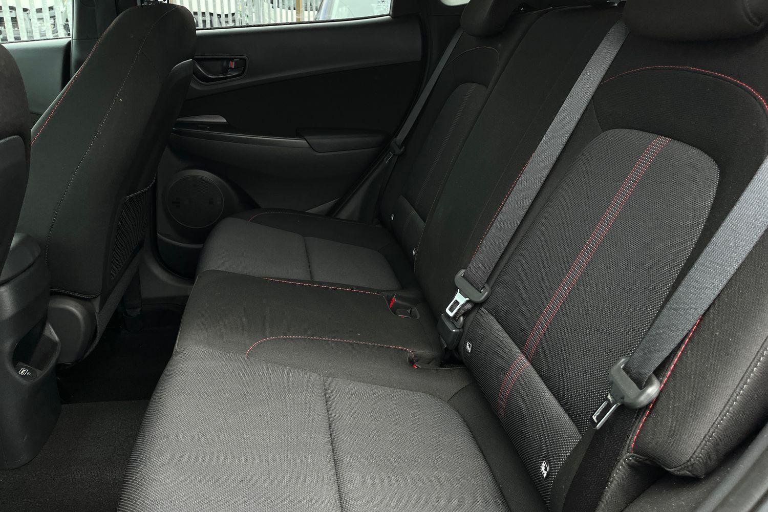Hyundai KONA Photo 19