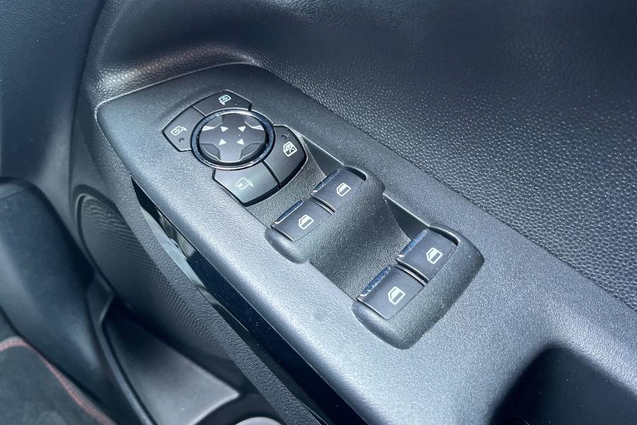 Ford ECOSPORT Photo autoimg-bc826a88d10cdfc3861d4d04f3ac079446027526.jpg