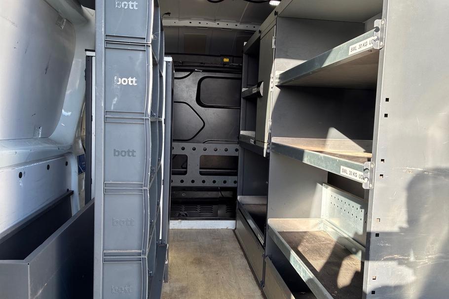 Used FORD TRANSIT CUSTOM YT19CRE 9