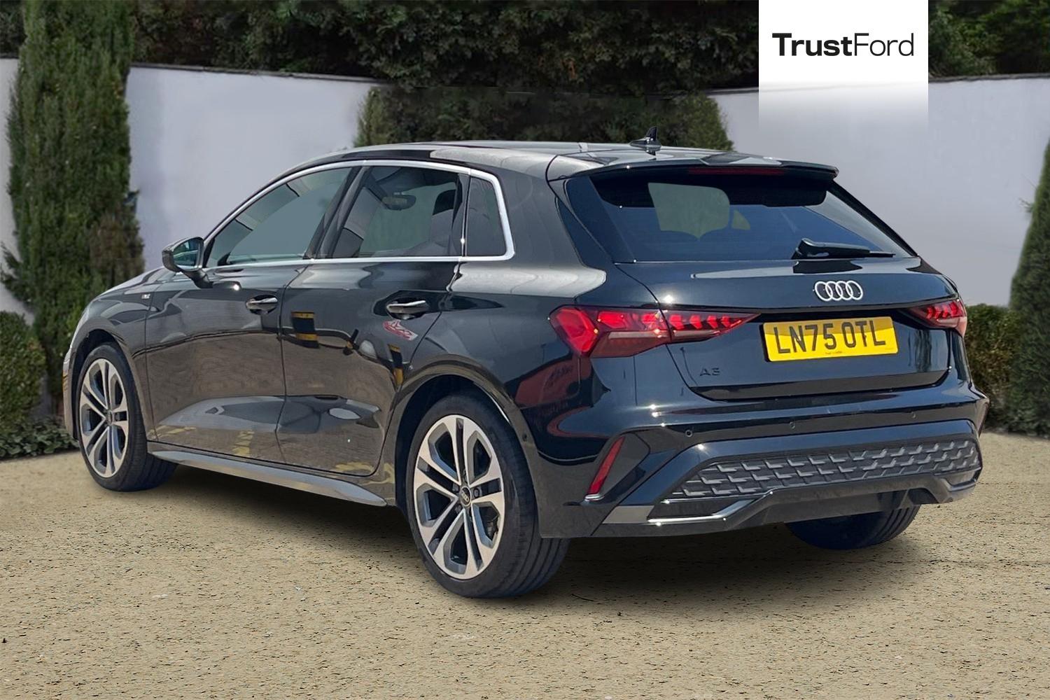 Audi A3 Photo 1