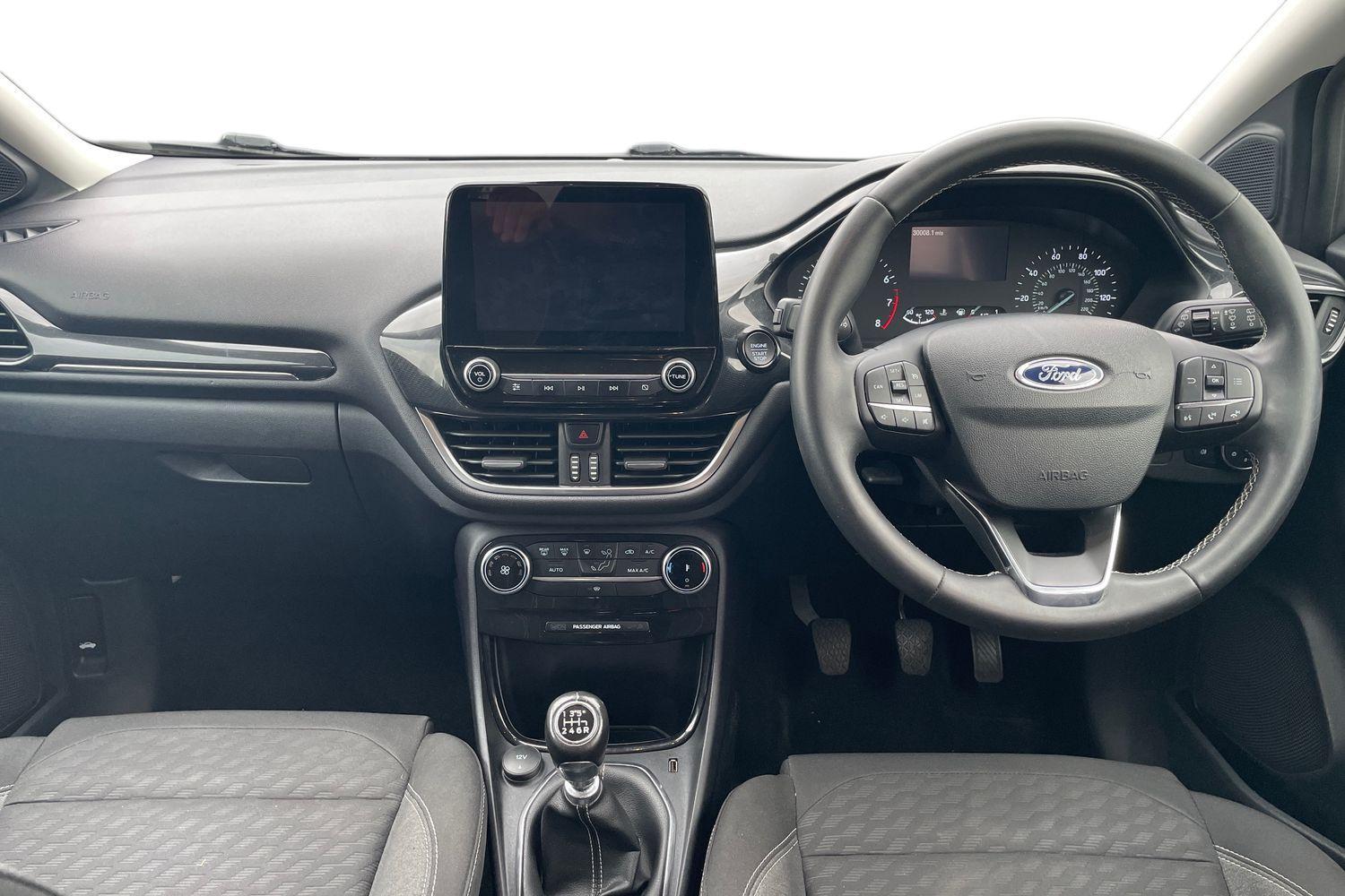 Ford PUMA Photo 9