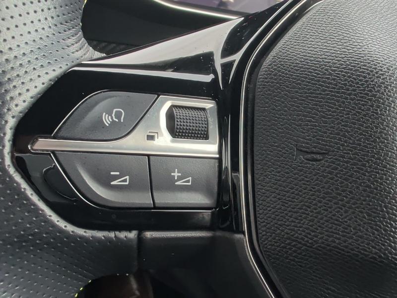 Used Peugeot 2008 MA72WFO 45