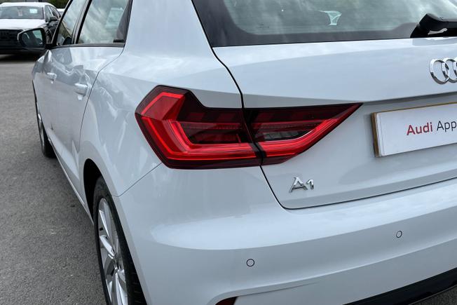 AUDI A1 Photo 30