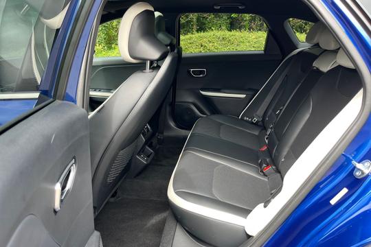 Kia K4 Photo autoimg-bca196d2820aca4818d24f22b545bc03e7b2bb8c.jpg
