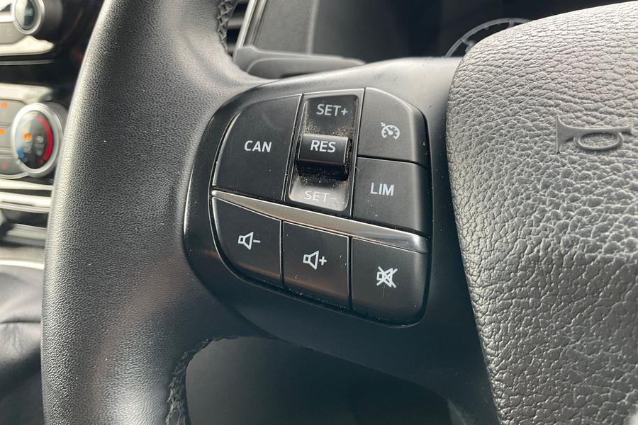 Ford Transit Custom Photo autoimg-bca224f6568af1102047e5b3babc53726df7dabe.jpg