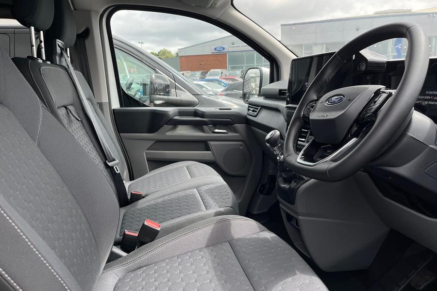 Ford TRANSIT CUSTOM Photo autoimg-bca35369ec2c57a7db233bf1d1fdacddb7041e6e.jpg